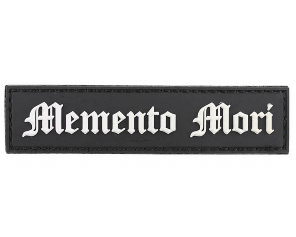 PVC EMBLEEM MEMENTO MORI