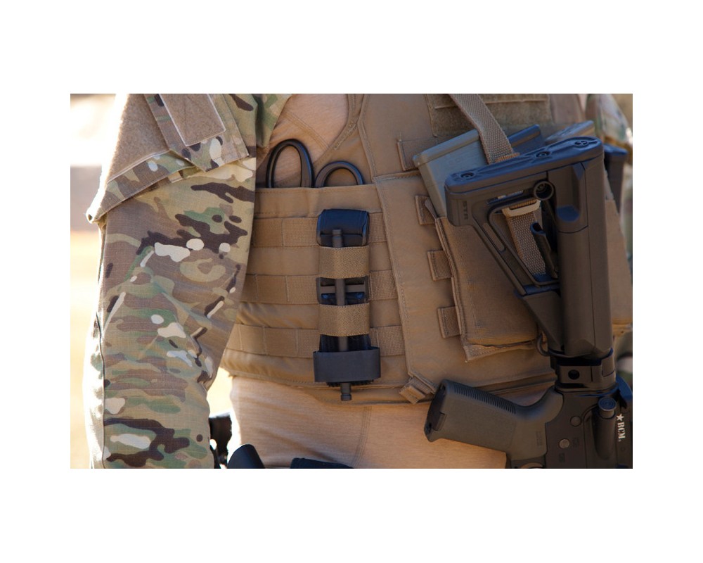 Blue Force Gear žgutiklamber (must)